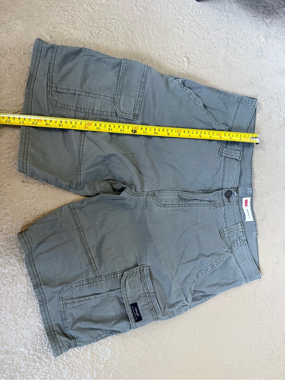 Wrangler Men's Slate Gray Cargo Shorts